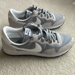 Like New Nike Air Pegasus 83 Gray Fog, Size 12